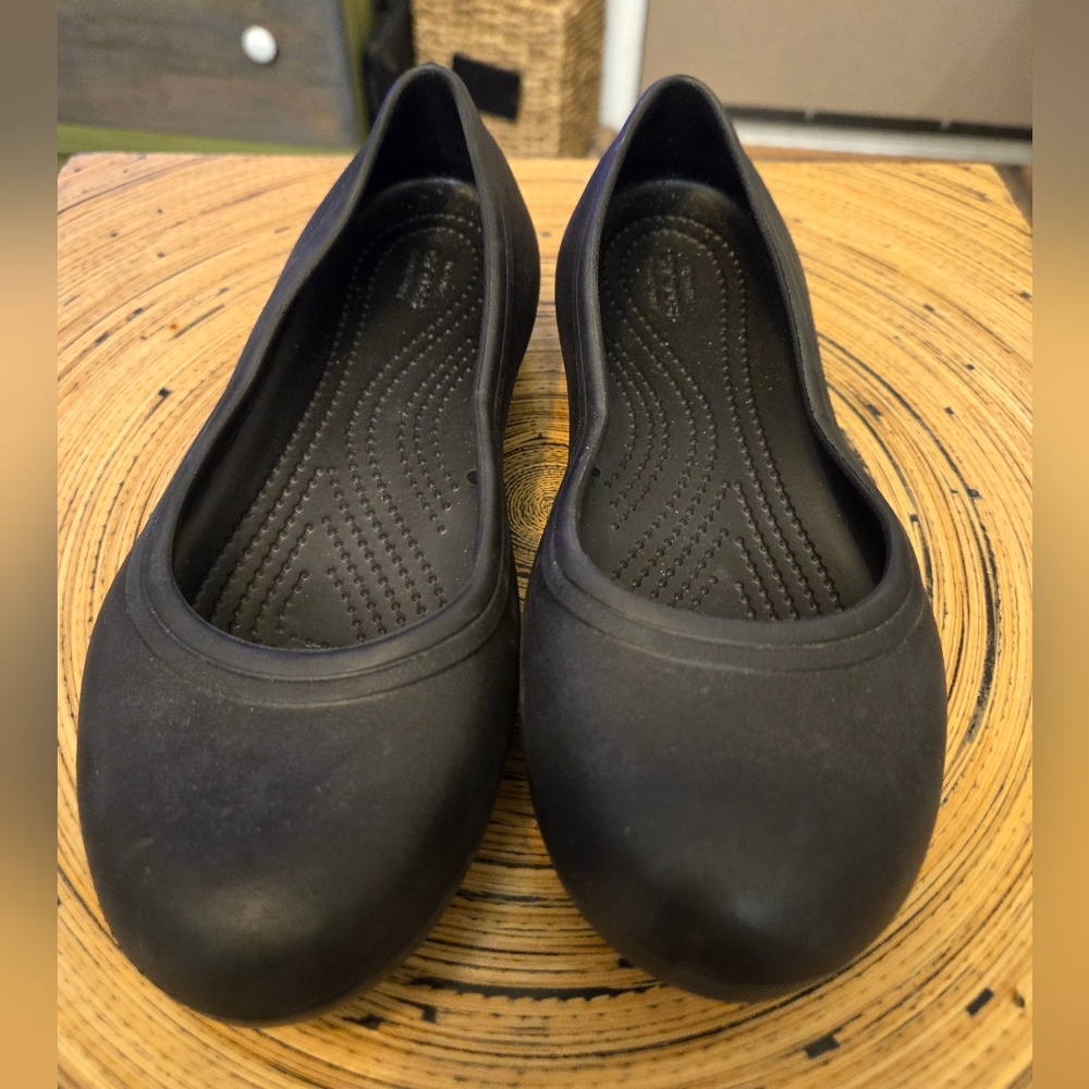 CROCS Women's Black Slip-On Ballet Flats